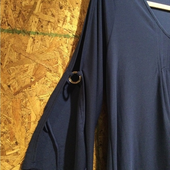 New Direction dark blue Vneck hi-lo sleeves and bottom hem.lightweight tunic szM - Picture 4 of 10